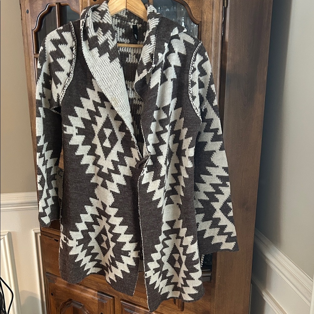 Aztec Patterned Brown and Cream Women's Jacket